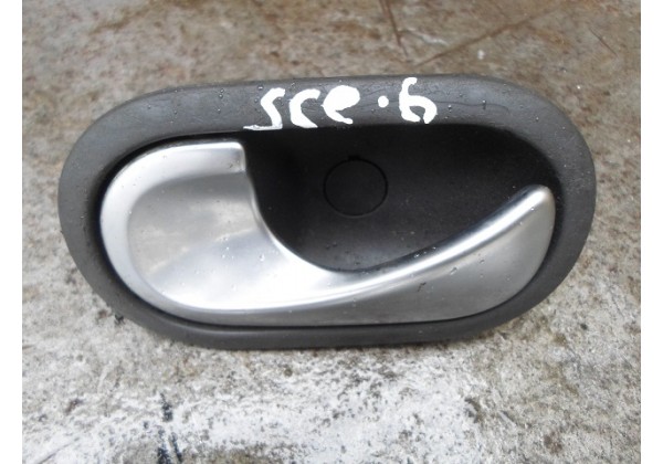 Ручка дверки ліва внутрішня Renault Scenic II, Megane II, 8200028487